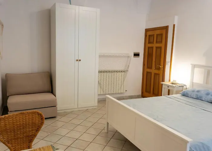 Casa + Ombrellone A Serapo *